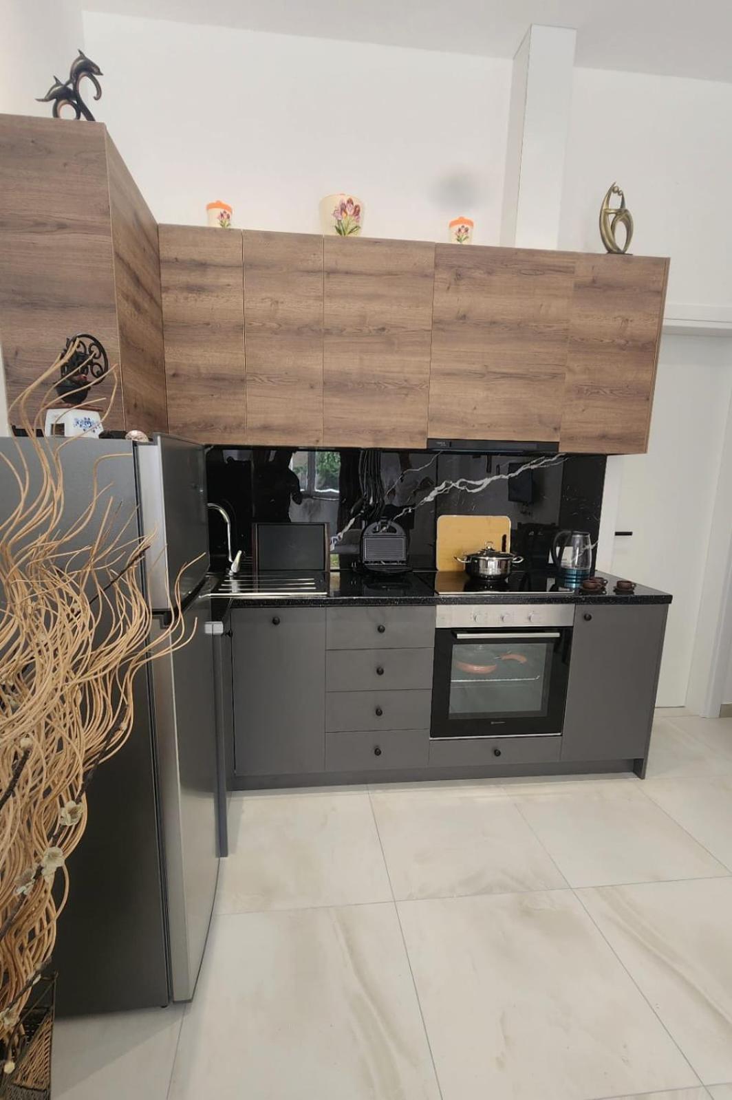 Guest House Tirana Aparthotel Golem (Tirana)
